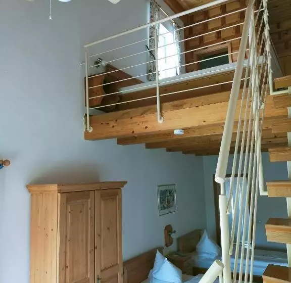 Hotelli Landgasthaus Zum Erlengrund