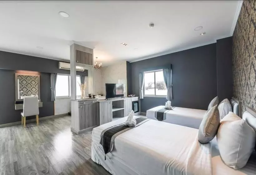 Patra Luxury Hotel Suvarnabhumi