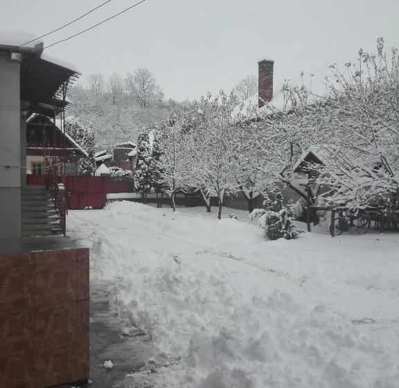 펜션 Kalotaszeg Vendégház