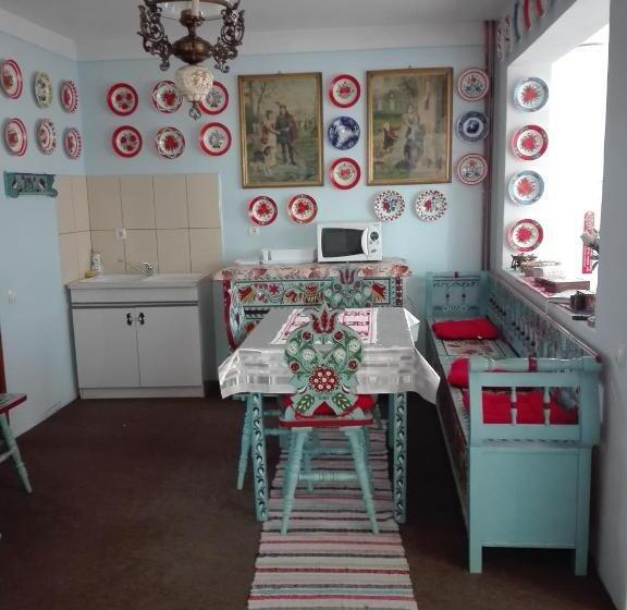 펜션 Kalotaszeg Vendégház