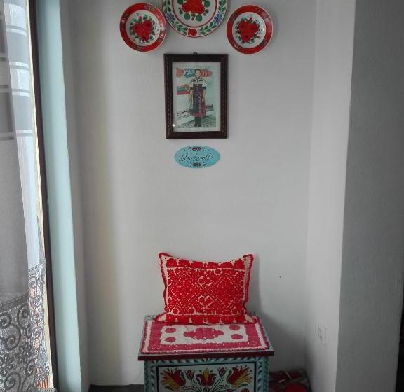 펜션 Kalotaszeg Vendégház