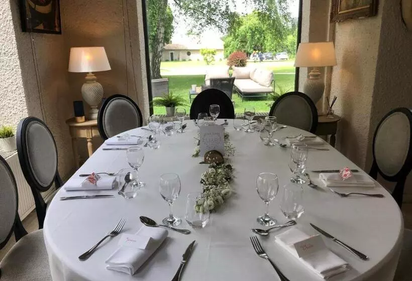 Majatalo Le Prieuré De Bazainville