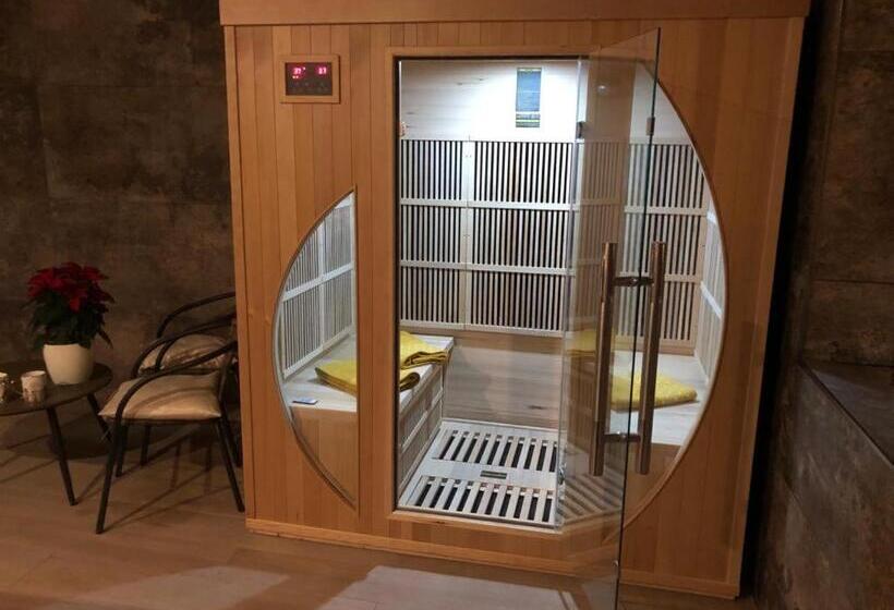 펜션 Penzion Zlatovláska U Zámku červená Lhota