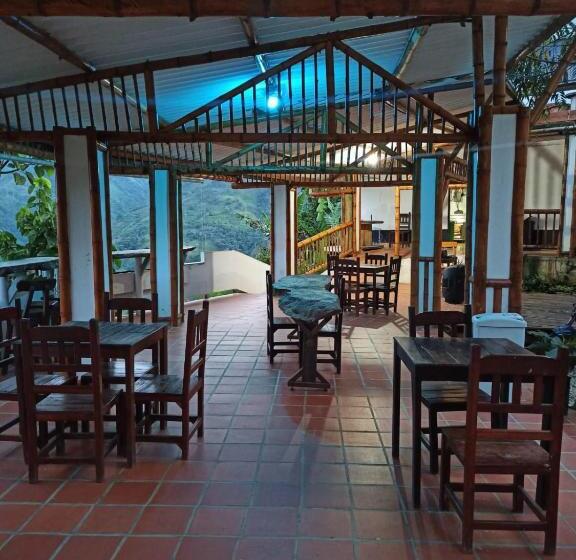 Resort Reserva La Cascada