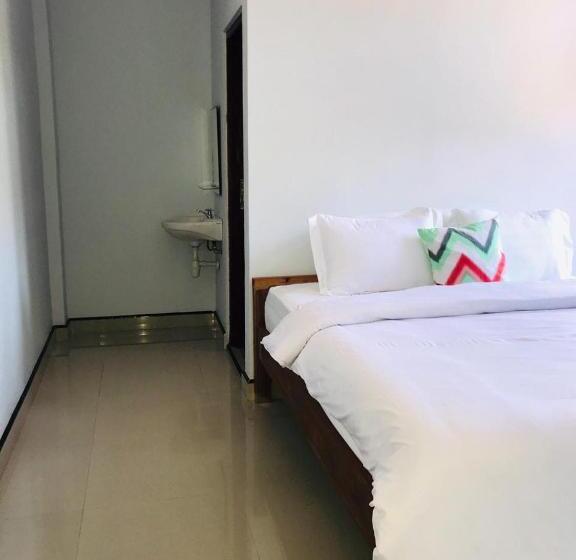 Santiago Bed And Breakfast At Desa Wisata Moni