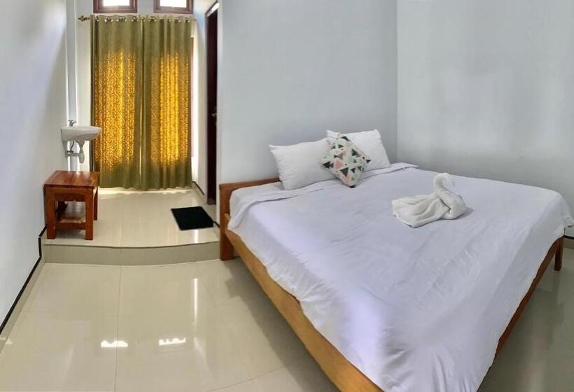 Santiago Bed And Breakfast At Desa Wisata Moni