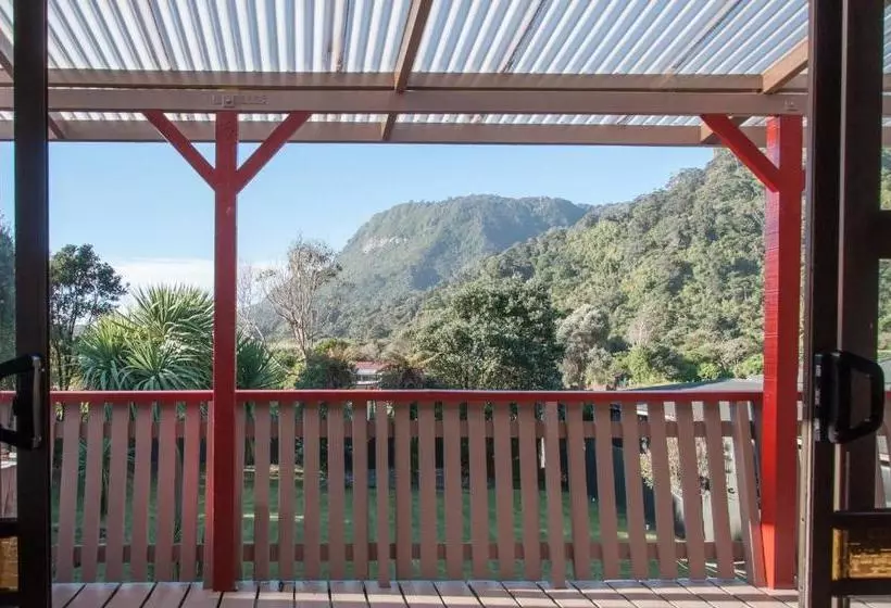 הוסטל Te Hui House