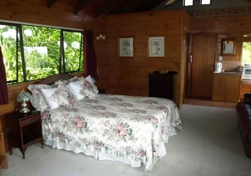 צימר Grafton Cottage & Chalets