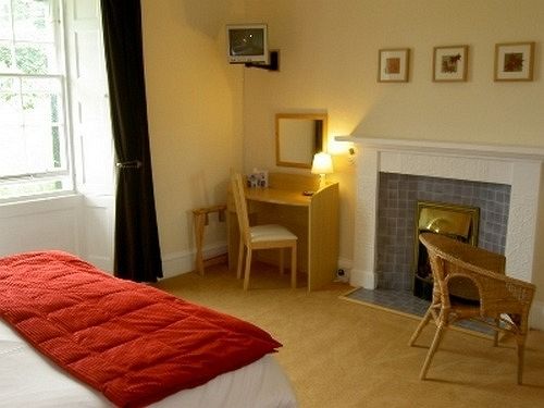 مبيت وإفطار Marchbankwood House