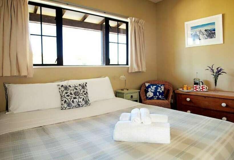 Criffel Peak View Bed And Breakfast