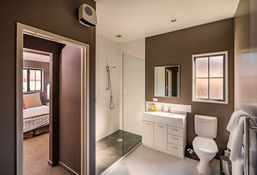 Criffel Peak View Bed And Breakfast