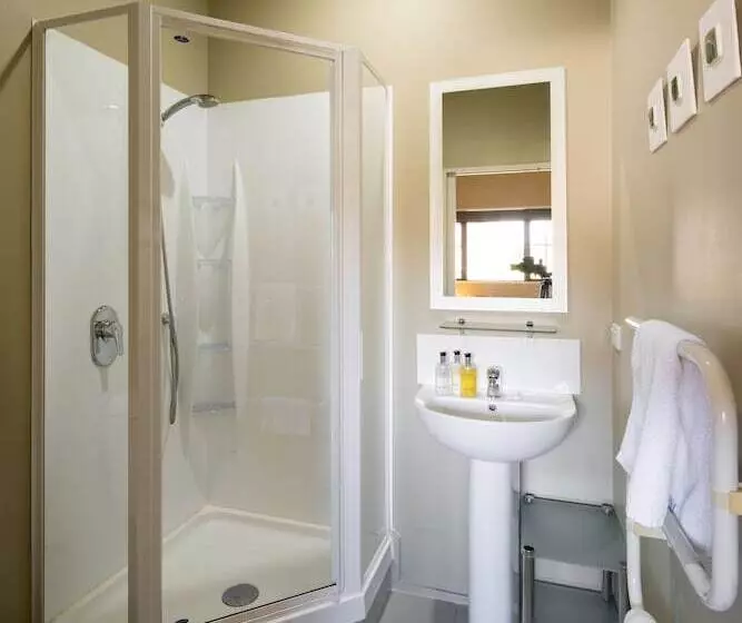 Criffel Peak View Bed And Breakfast