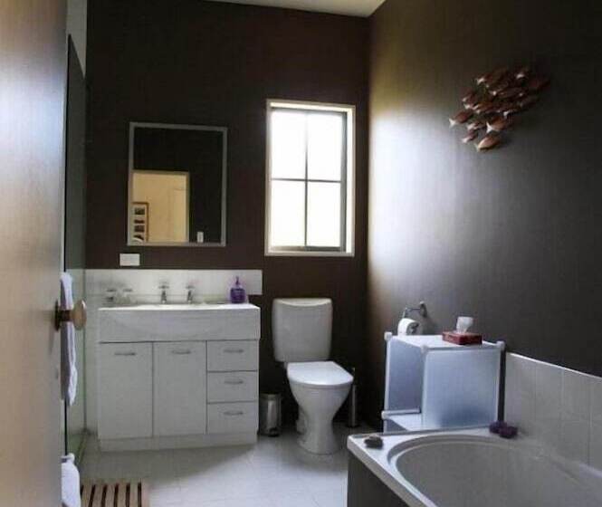 Criffel Peak View Bed And Breakfast