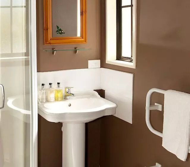 Criffel Peak View Bed And Breakfast