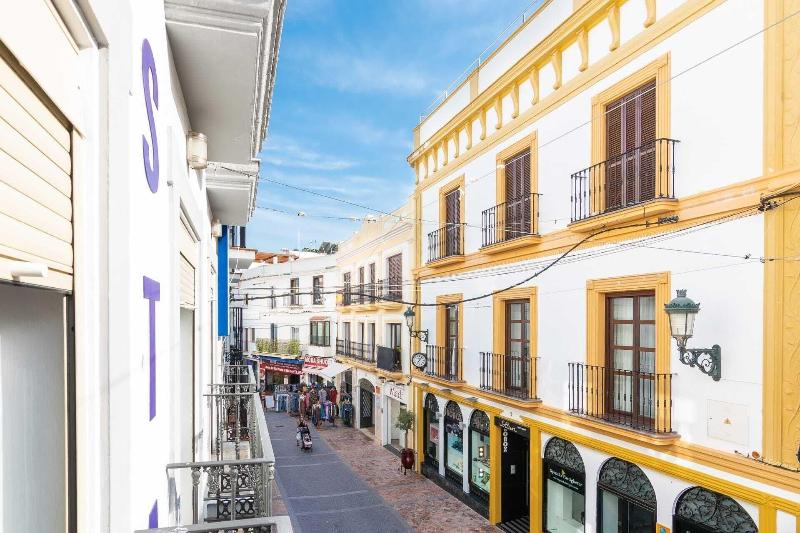 Hostal Luna De Nerja