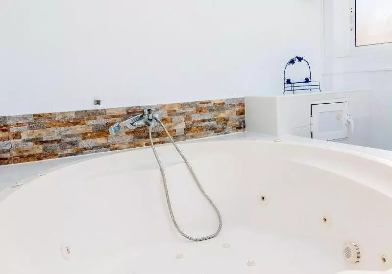 Hostal Luna De Nerja