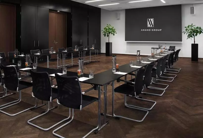 هتل Amano Grand Central