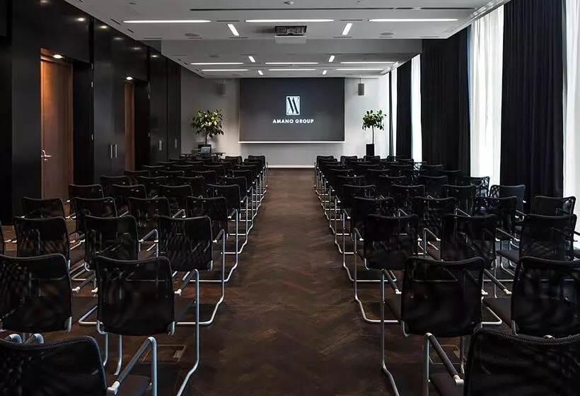 هتل Amano Grand Central