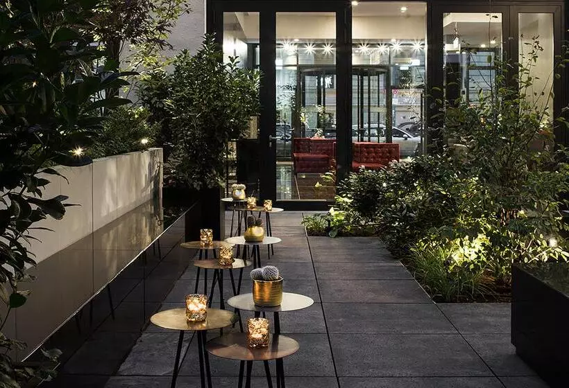 هتل Amano Grand Central