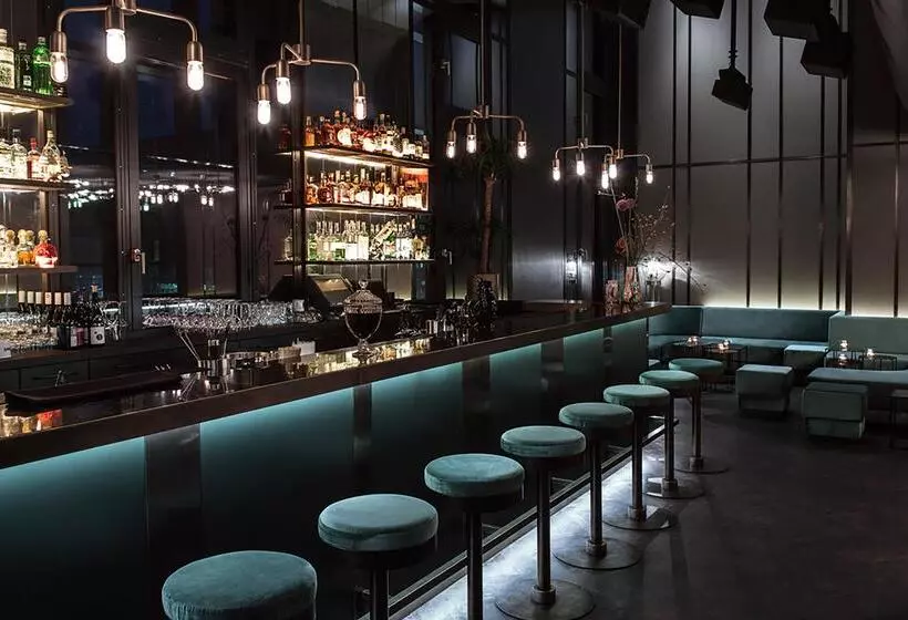 هتل Amano Grand Central