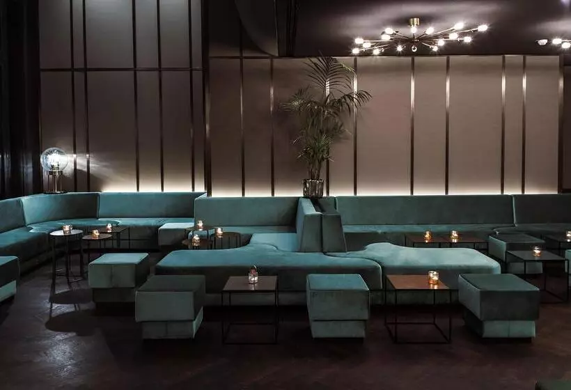 هتل Amano Grand Central