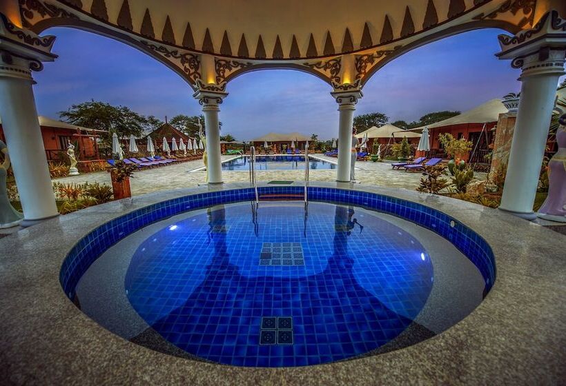 ホテル Bagan Lodge