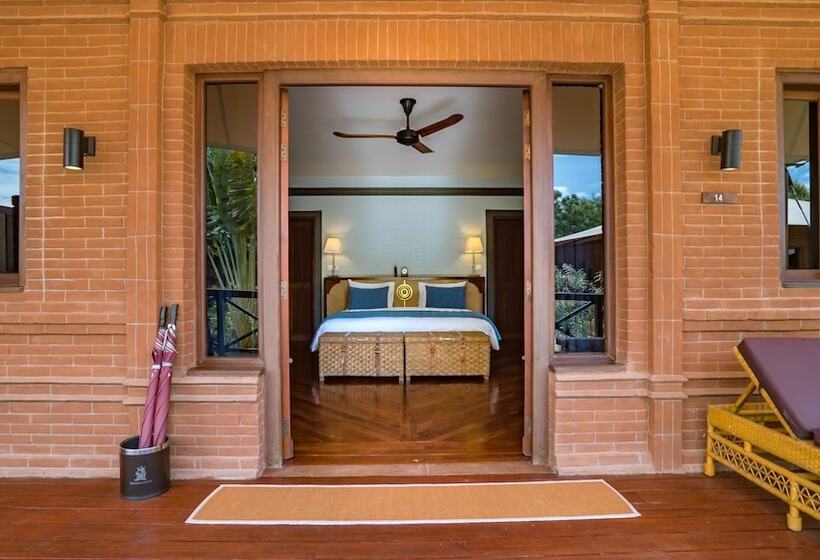 ホテル Bagan Lodge