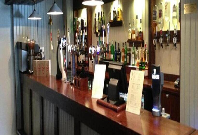 فندق Beverley Inn &