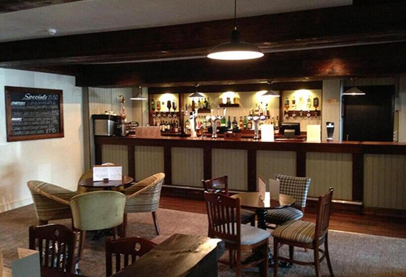 فندق Beverley Inn &