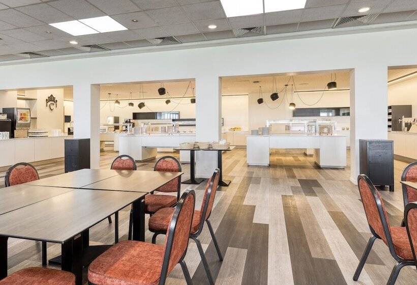 فندق Corsendonk Duinse Polders