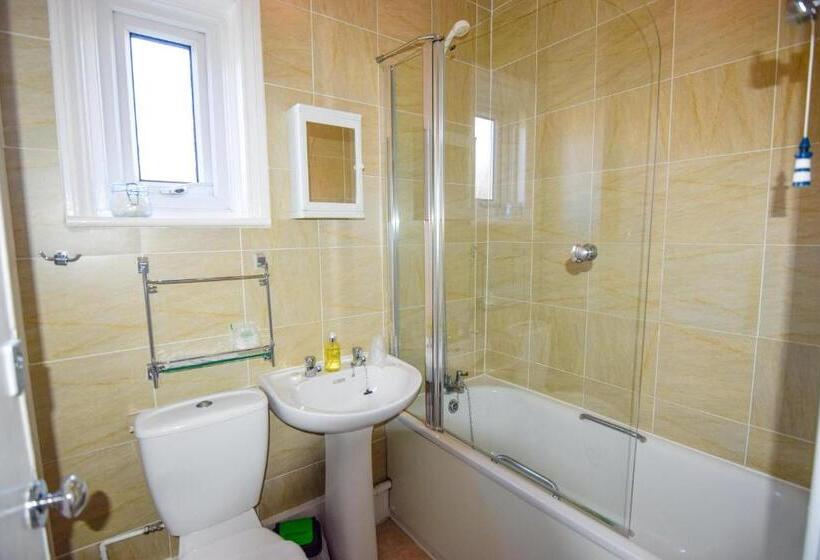 فندق Eastbourne Reymar