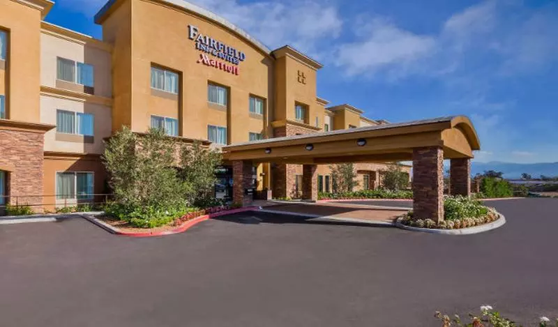 Отель Fairfield Inn & Suites Riverside Corona/norco