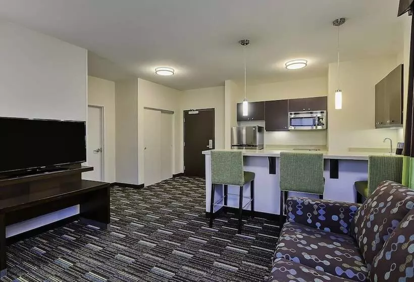 Отель Fairfield Inn & Suites Riverside Corona/norco