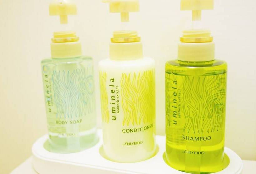 Hiroshima Peace Hotel   Hostel