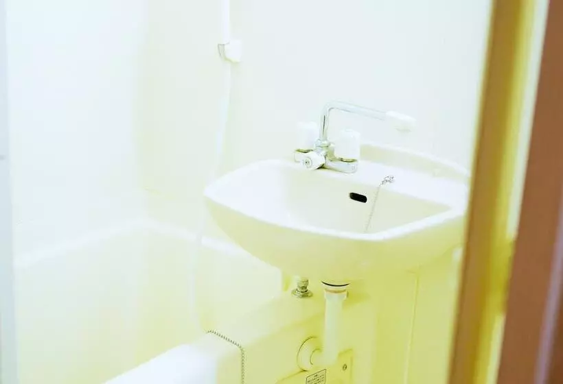 Hiroshima Peace Hotel Hostel