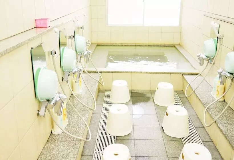 Hiroshima Peace Hotel Hostel