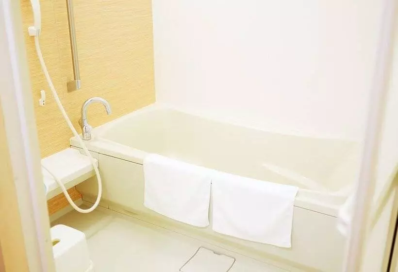 Hiroshima Peace Hotel Hostel