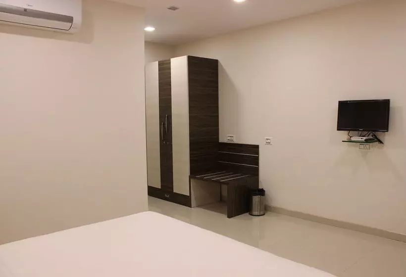 Hotelli Maxx Value Hospitality