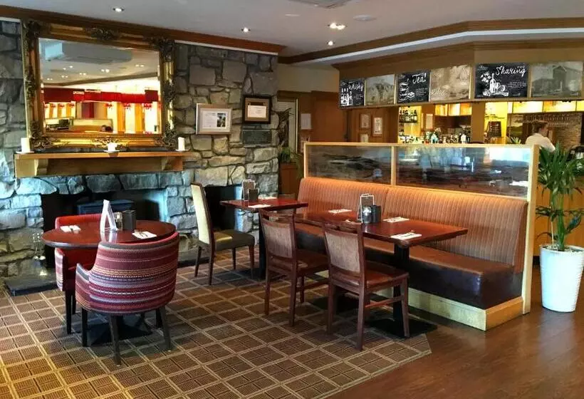 هتل The Loans Inn