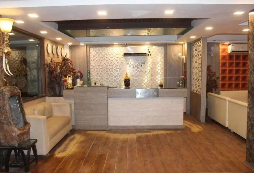 호텔 Parkside Navjyoti