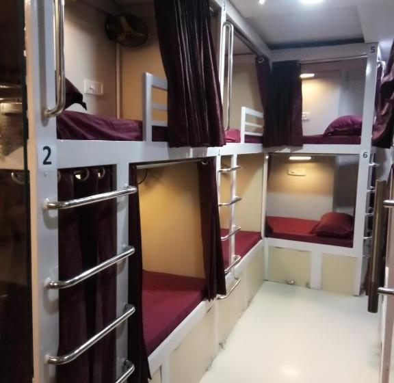 Hotel Parkside Navjyoti