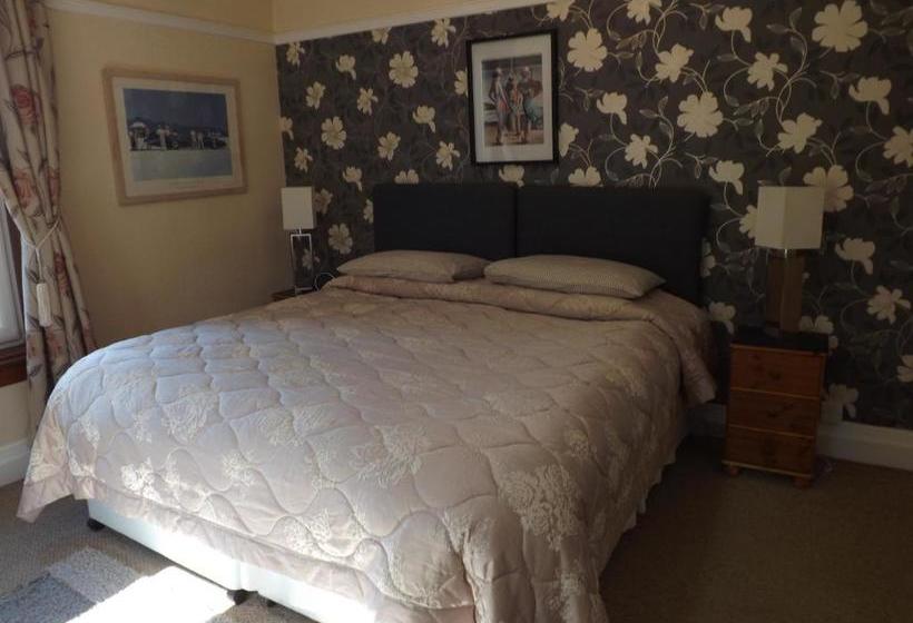 Hotel Pitreavie Guest House
