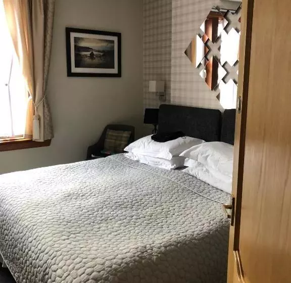 Hotel Pitreavie Guest House
