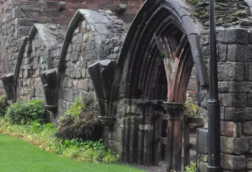 田舎風ホテル String Of Horses