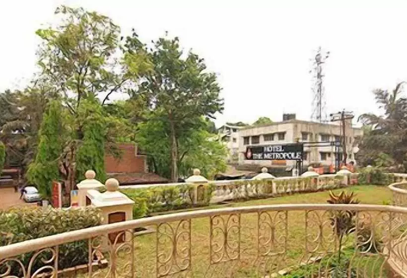 ホテル The Metropole
