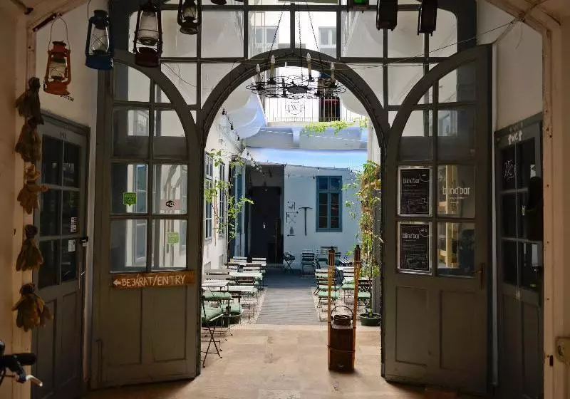 LOL Boutique Hostel City Center