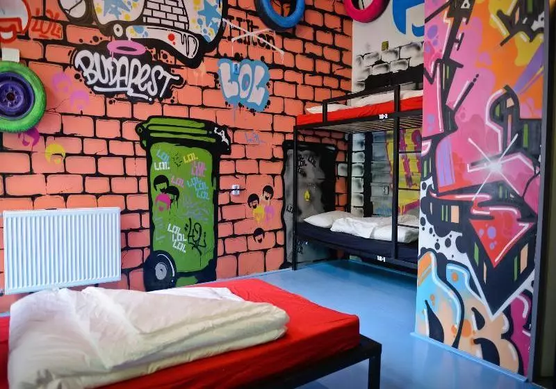 LOL Boutique Hostel City Center