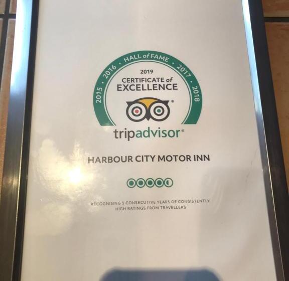 מוטל Harbour City Motor Inn & Conference