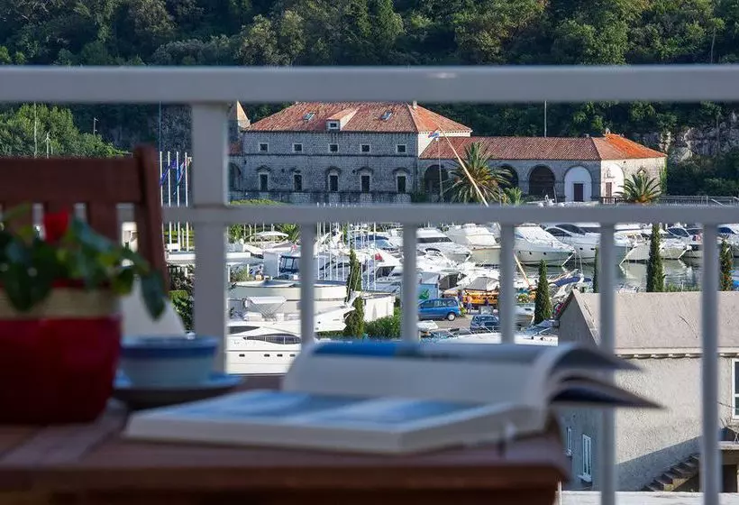 Panorama Rozat Apartment