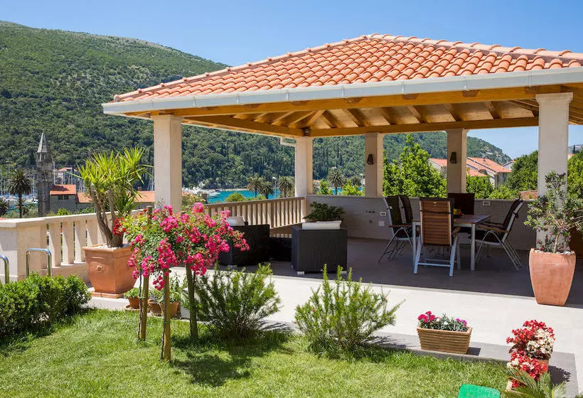 Panorama Rozat Apartment